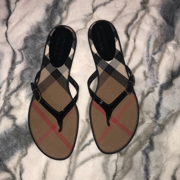 burberry flip flops sale